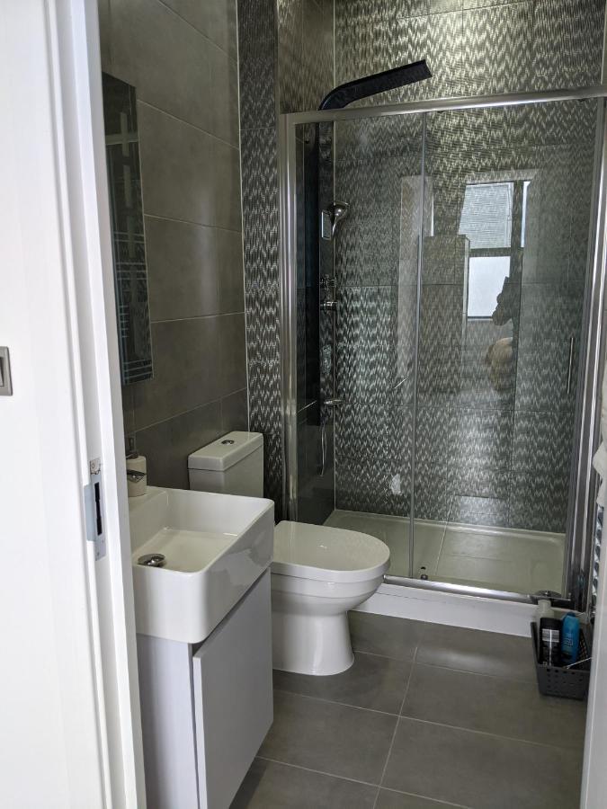Sapphire House Telford Apartment Ngoại thất bức ảnh