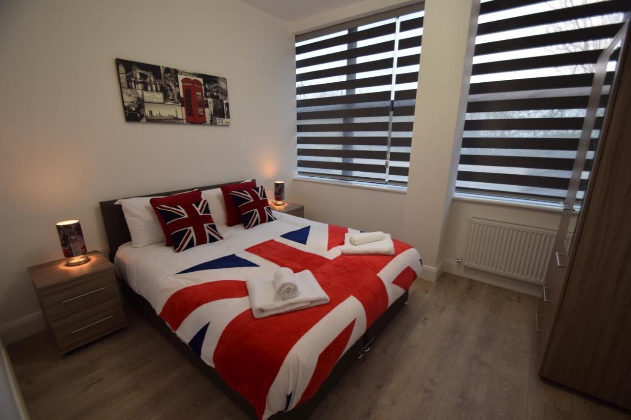 Sapphire House Telford Apartment Ngoại thất bức ảnh