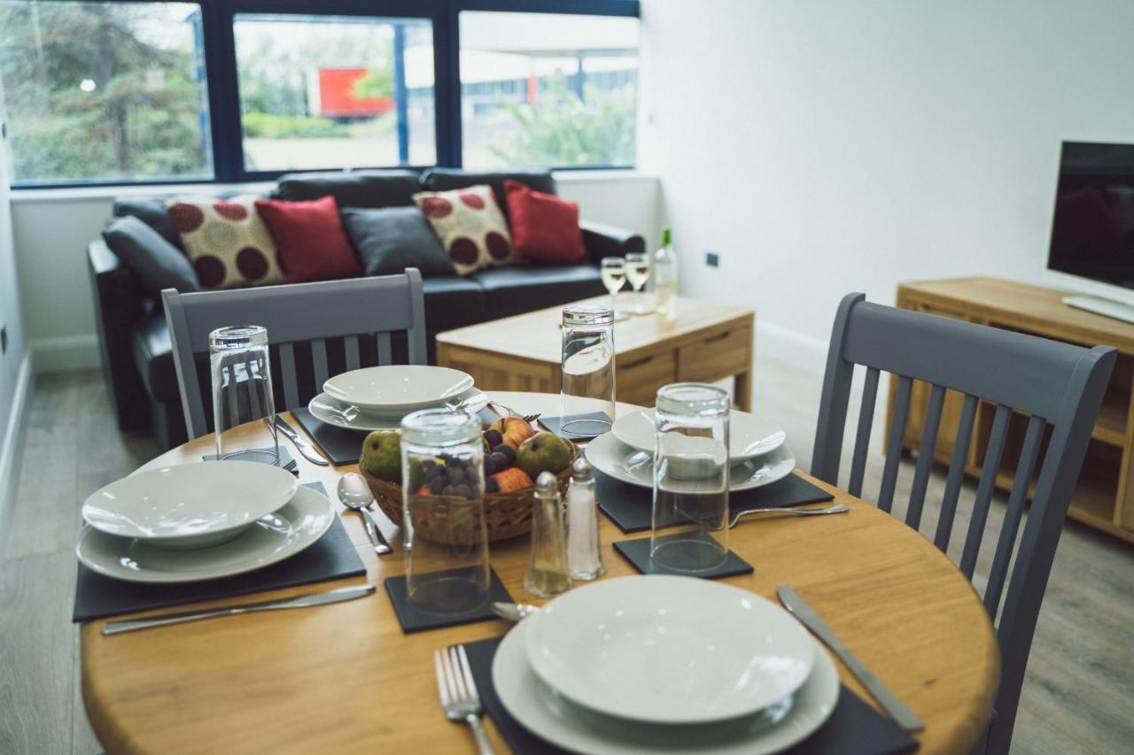 Sapphire House Telford Apartment Ngoại thất bức ảnh