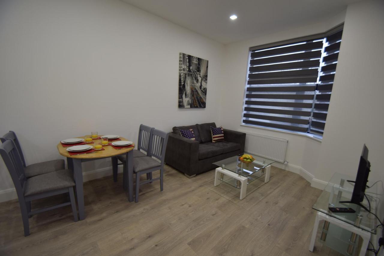 Sapphire House Telford Apartment Ngoại thất bức ảnh